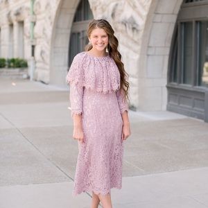 Dainty Jewell’s lace midi dress